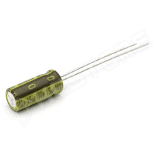 CFEC150B100M05B11L / Kondenzátor, elektrolit, 15µF, 100V, 2mm, alacsony impendancia, Ø5x11mm, -40...105°C (CFComp)